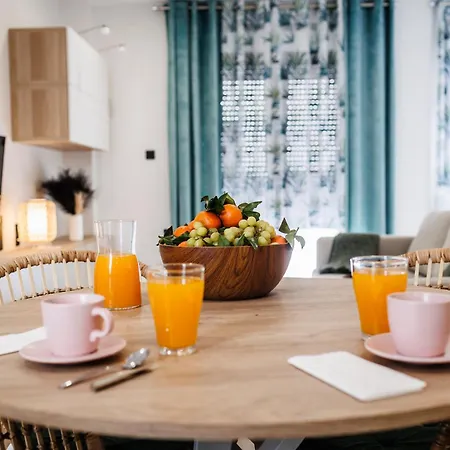 Luxury Jambo Apartment