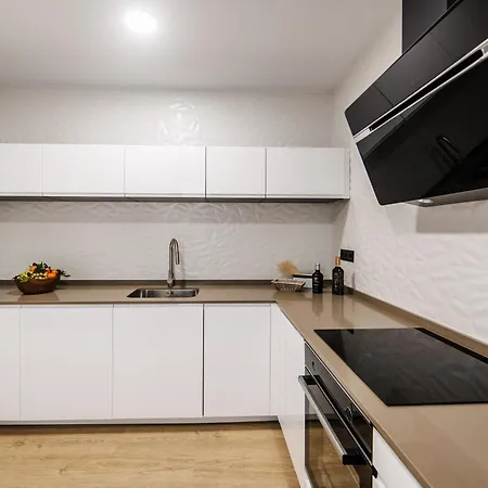 Luxury Jambo Apartment