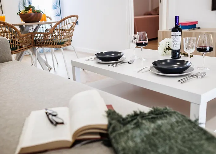 Luxury Jambo Apartment *